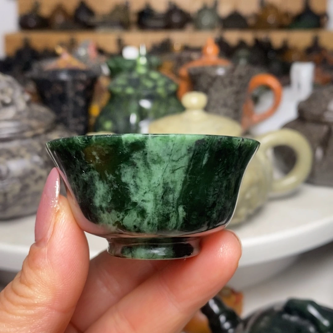 咪**摸藏玉药王石福利款翻边杯