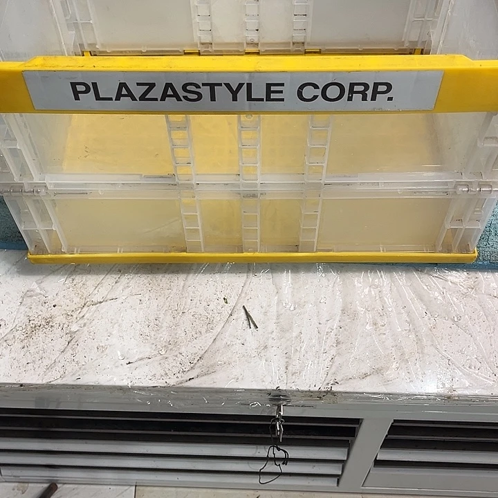 逐***城厚款家用五金工具箱1个