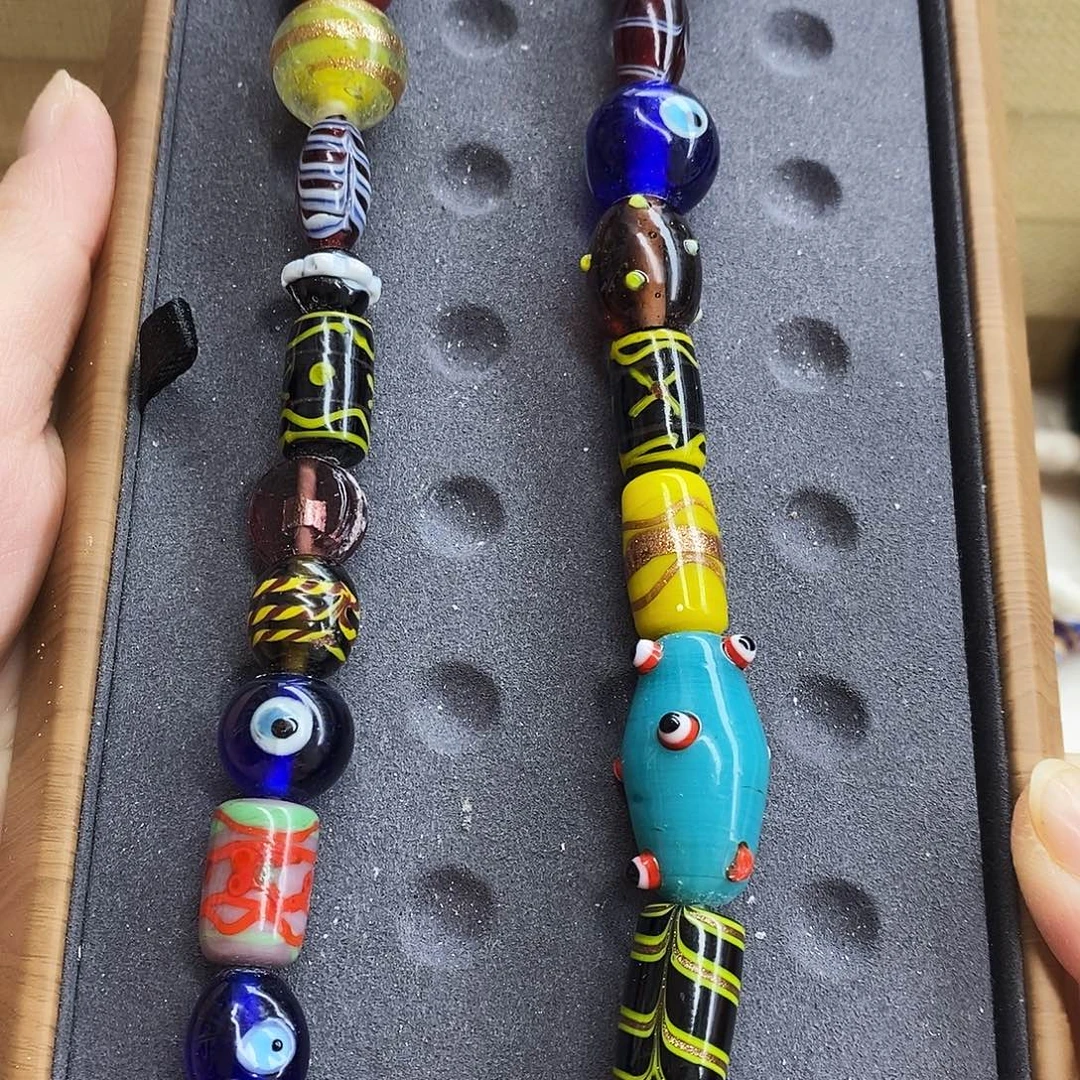 琉璃颈饰尼泊尔多宝