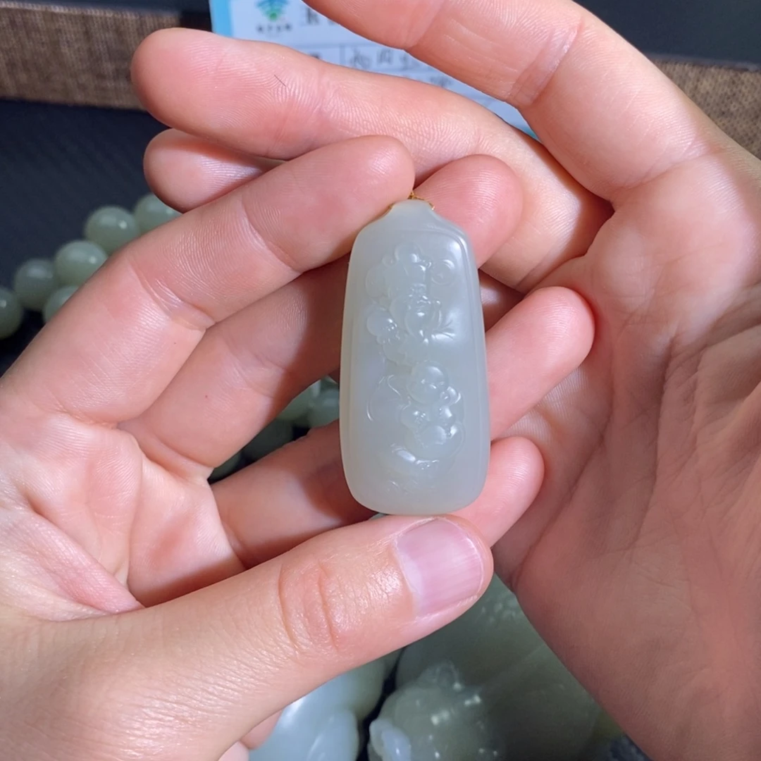 未镶嵌和田玉挂件