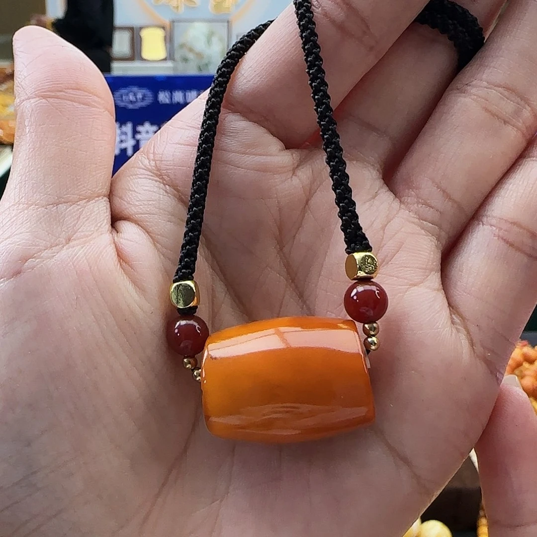 琥珀未镶嵌颈饰吊坠