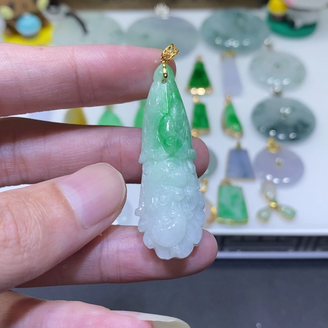 翡翠18K金镶嵌吊坠(不含链)