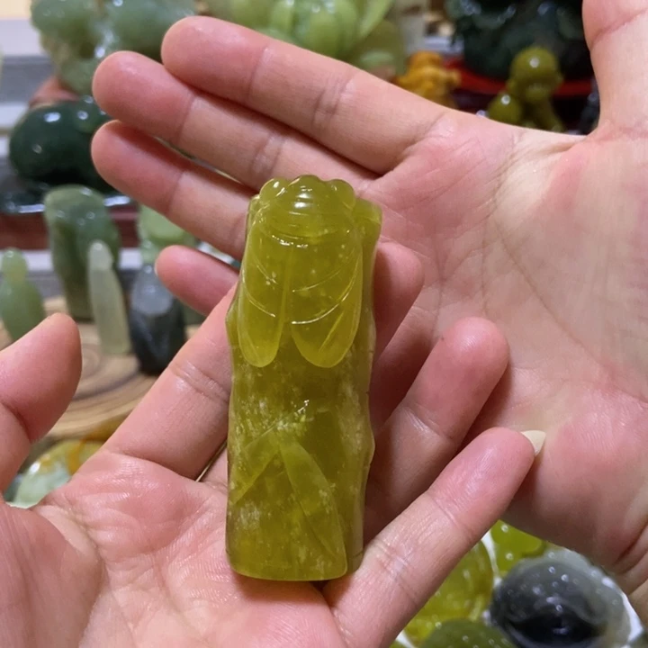 【闪购商品】蛇纹石玉把件未镶嵌