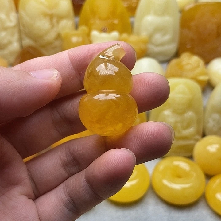 琥珀颈饰未镶嵌琥珀蜜蜡吊坠