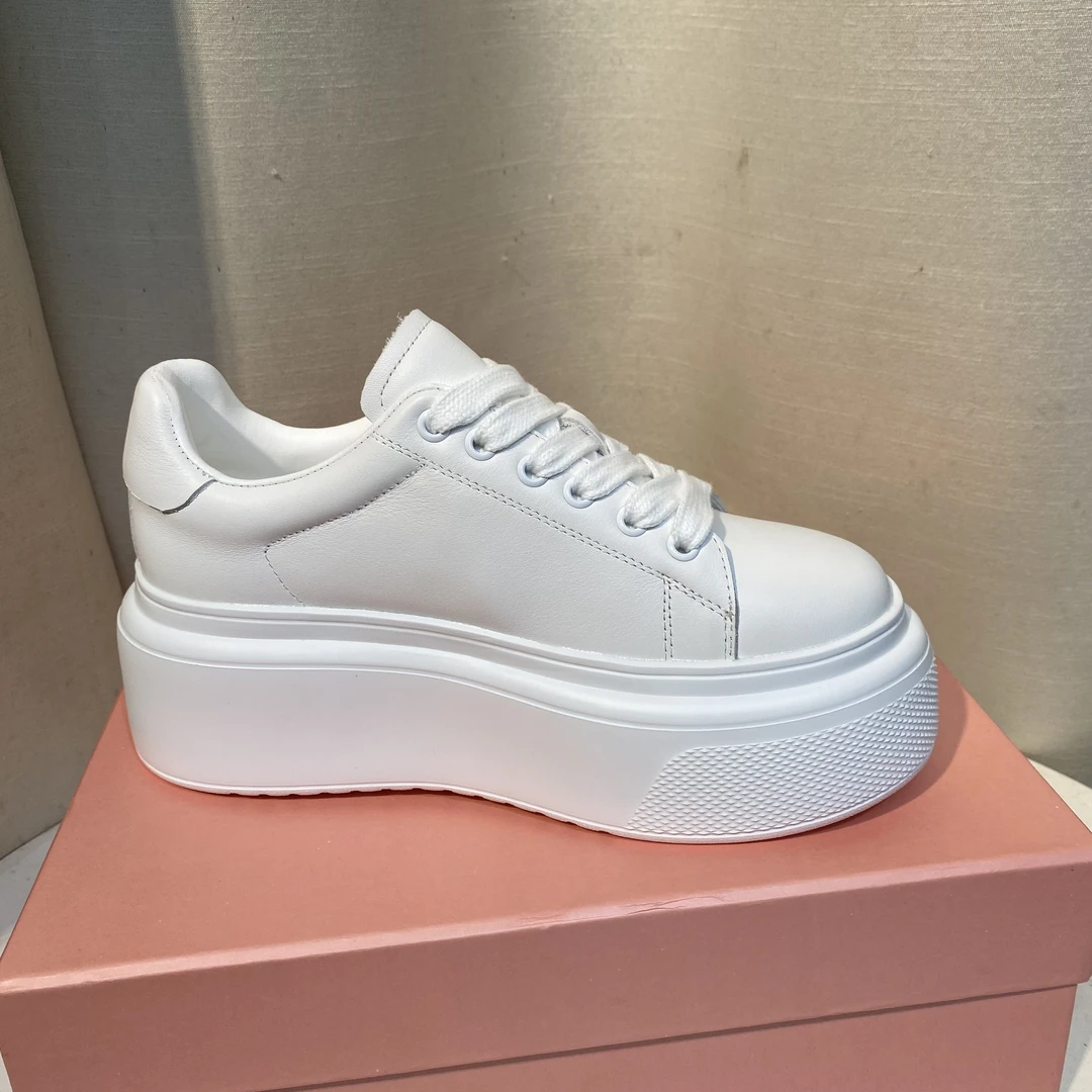 8cm真皮小白鞋女新款潮牌小个子内增高爆款百搭厚底松糕休闲板鞋