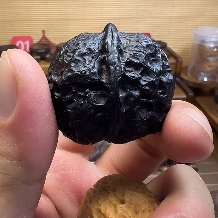 时***九文玩核桃把件阴阳元宝