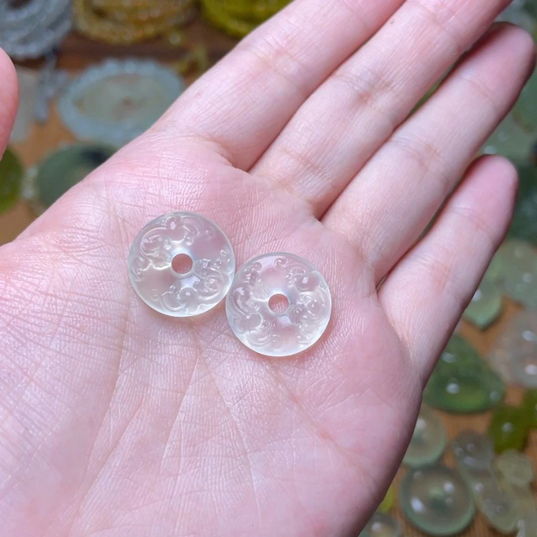 合****蛇纹石玉未镶嵌吊坠