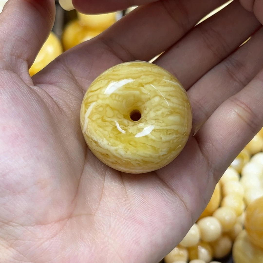 琥珀未镶嵌手串平安扣