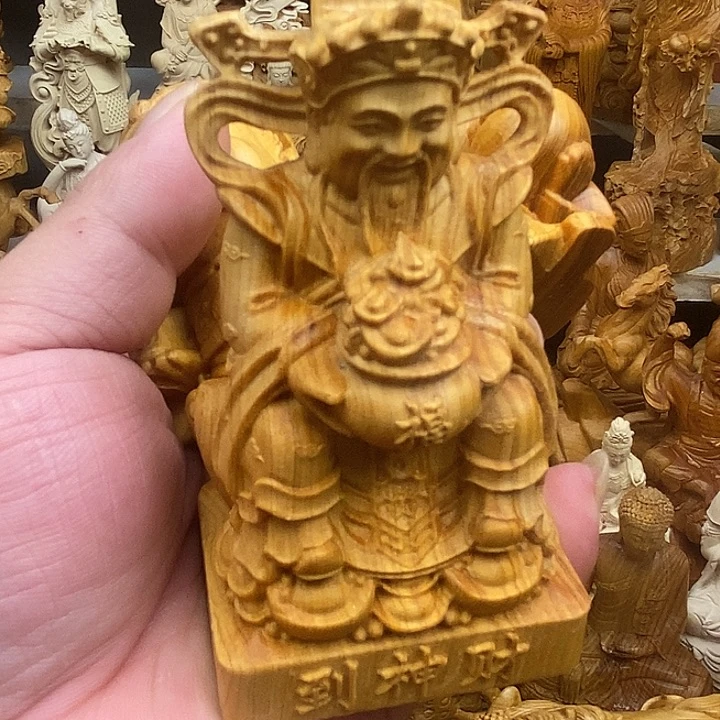 S***e柏木（崖柏）三个财神爷