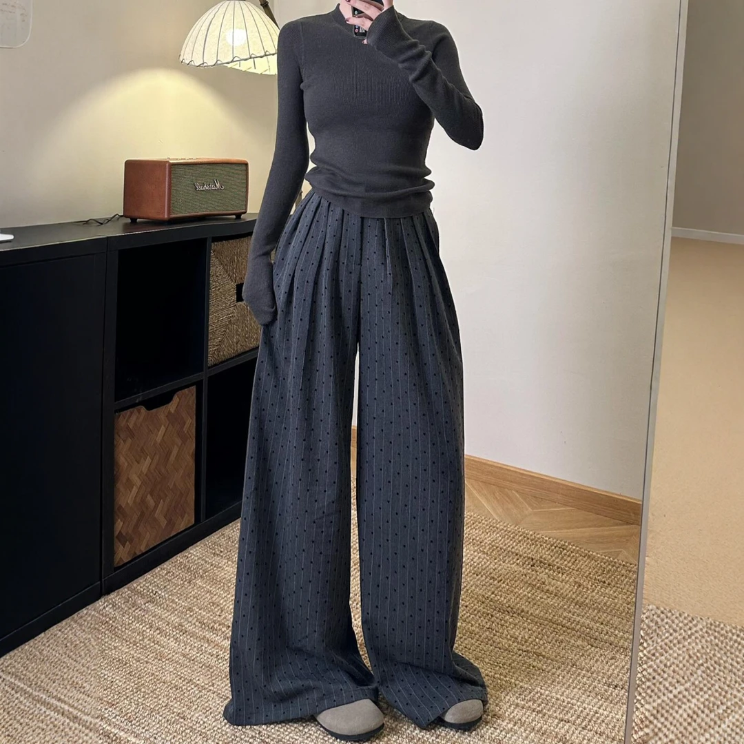 胖mm秋季新款爱心西装裤女大码梨型身材高腰显瘦宽松直筒阔腿裤子