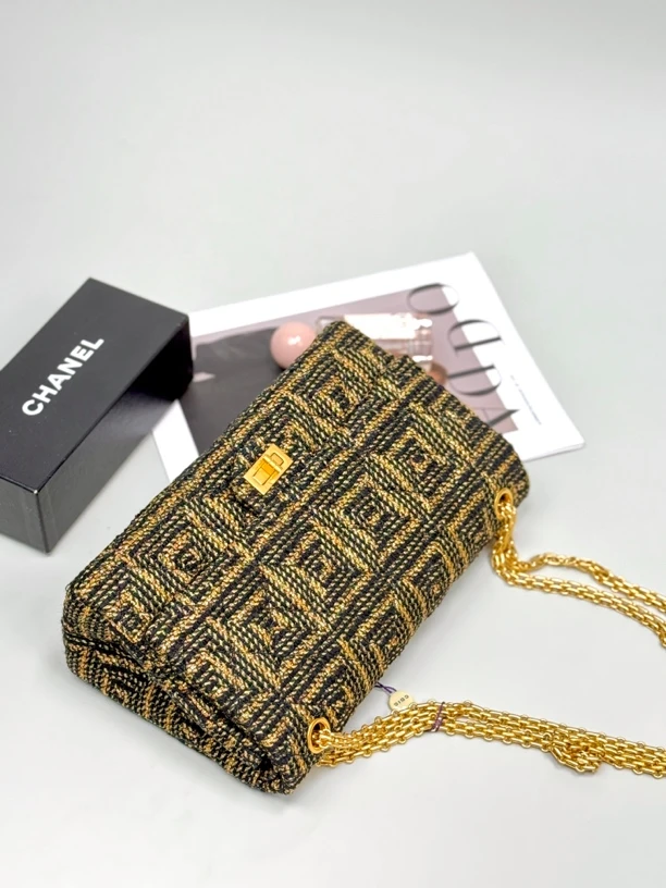 95新 Chanel/香奈儿 夏七中古/黑金粗花呢2.55/单肩包