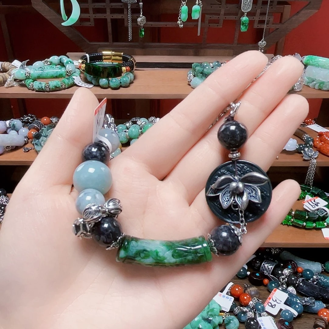 小***玲未镶嵌手链翡翠饰品