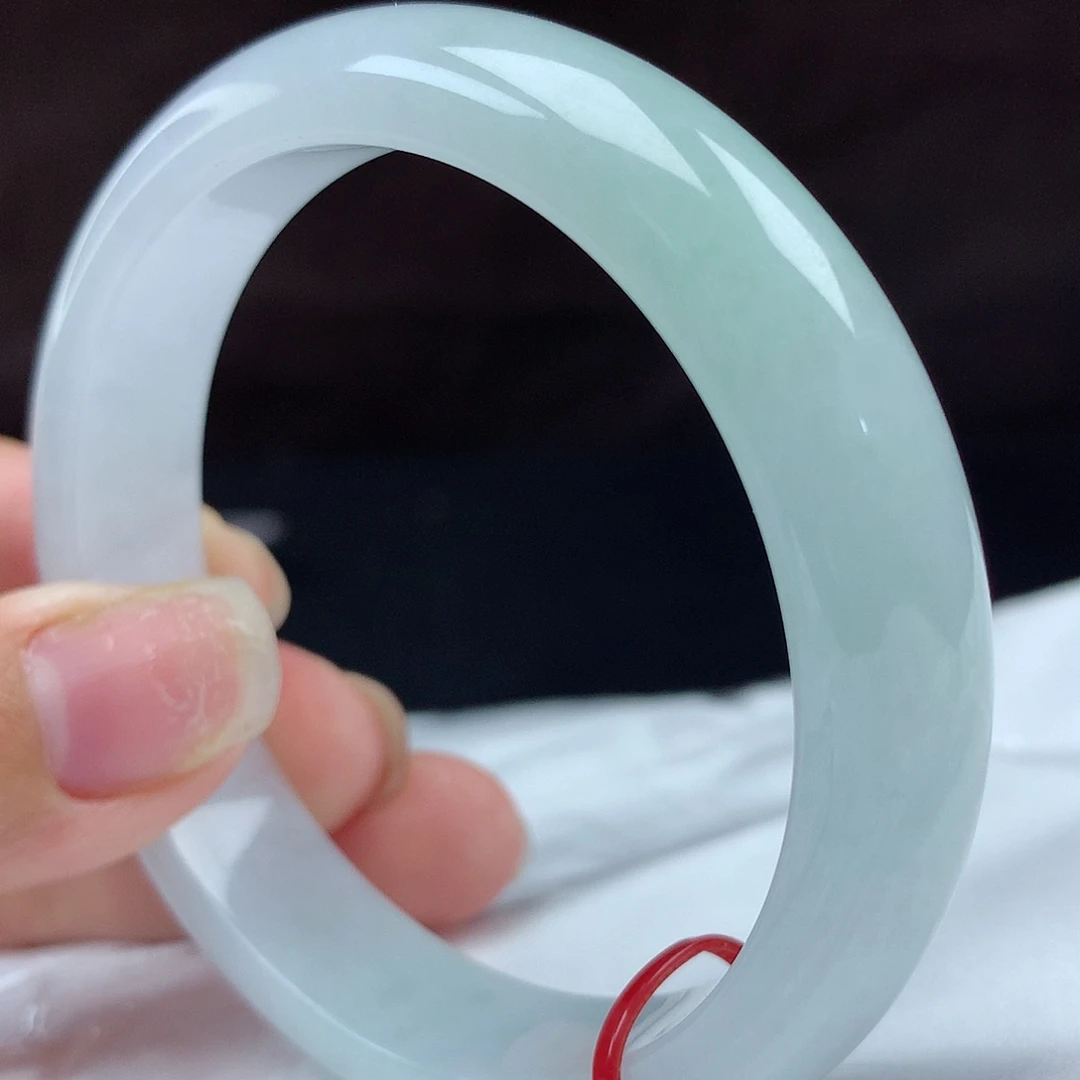 翡翠手镯未镶嵌?**?96325，