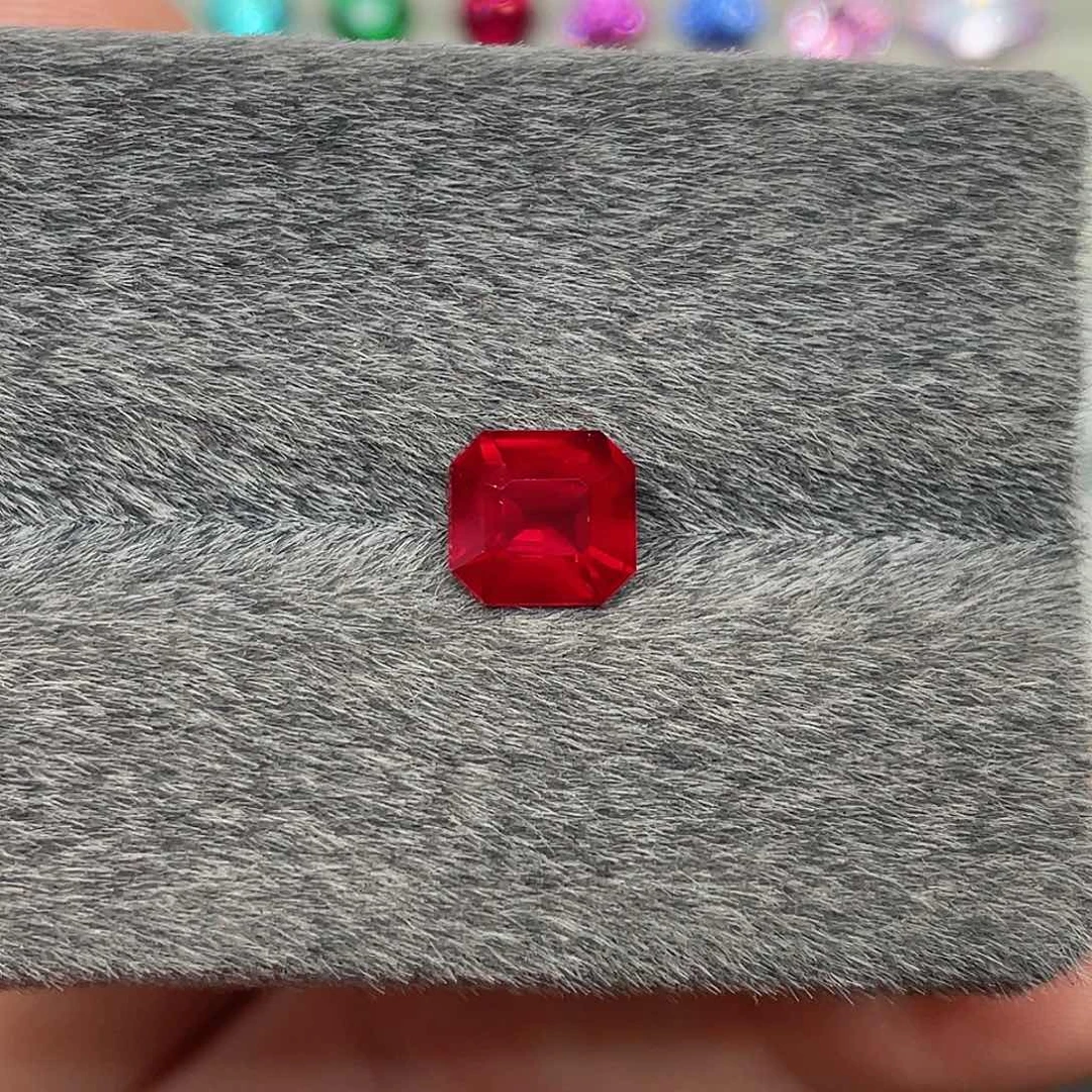 裸石红宝石2.03克拉天然无烧鸽血红红宝石吉尔德证书