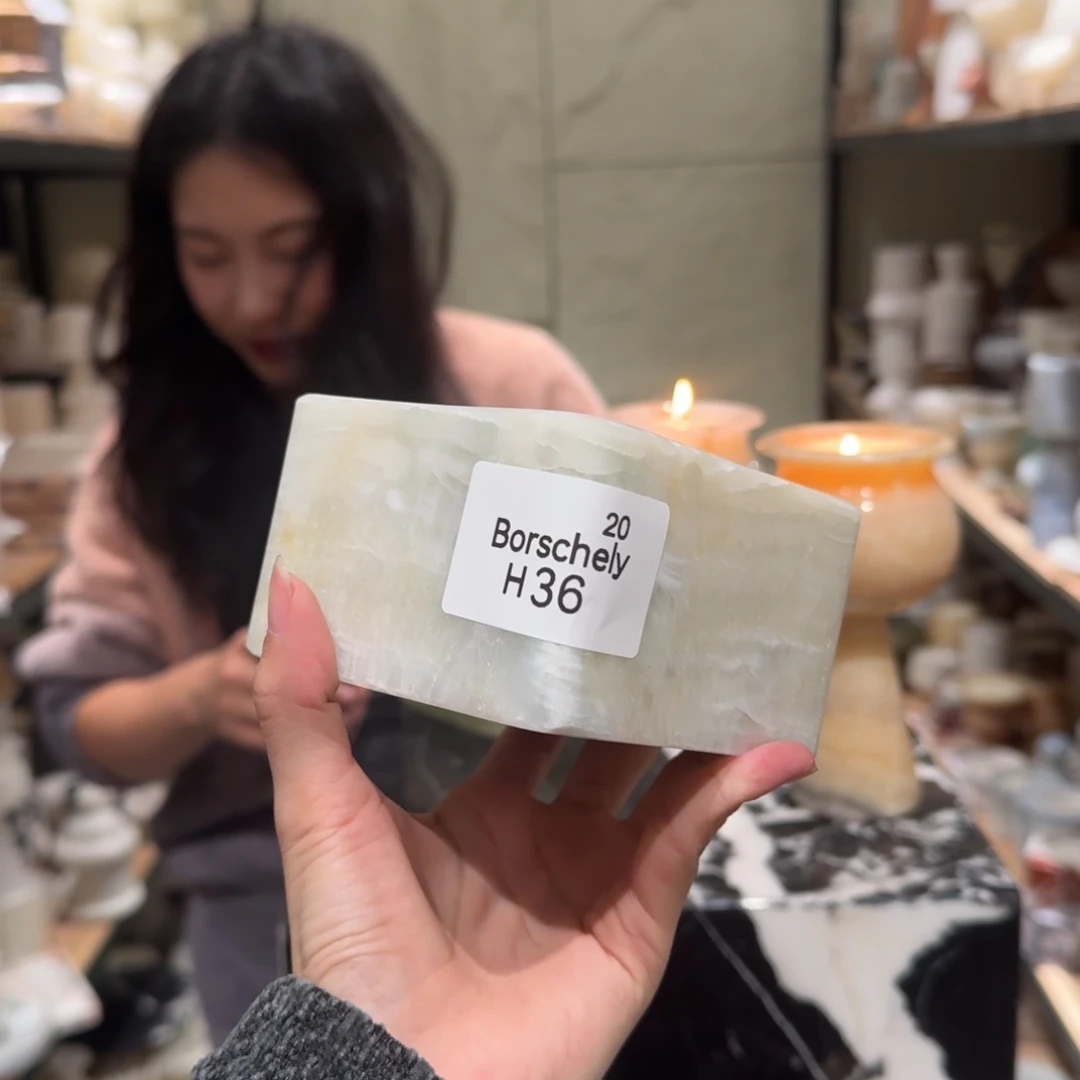 H36。       爱。