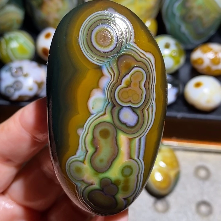 未镶嵌玛瑙/玉髓珠宝半成品129