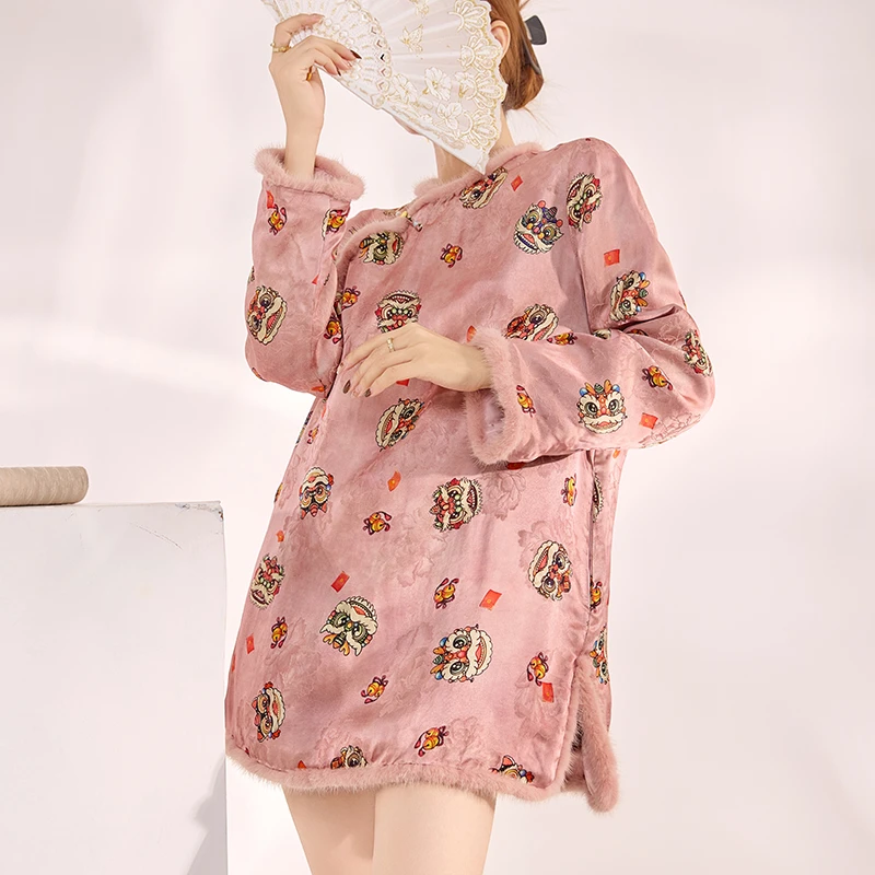 2025国风长袖外套洋气粉色刺绣高级感时尚毛毛拼接连衣裙女 MY030