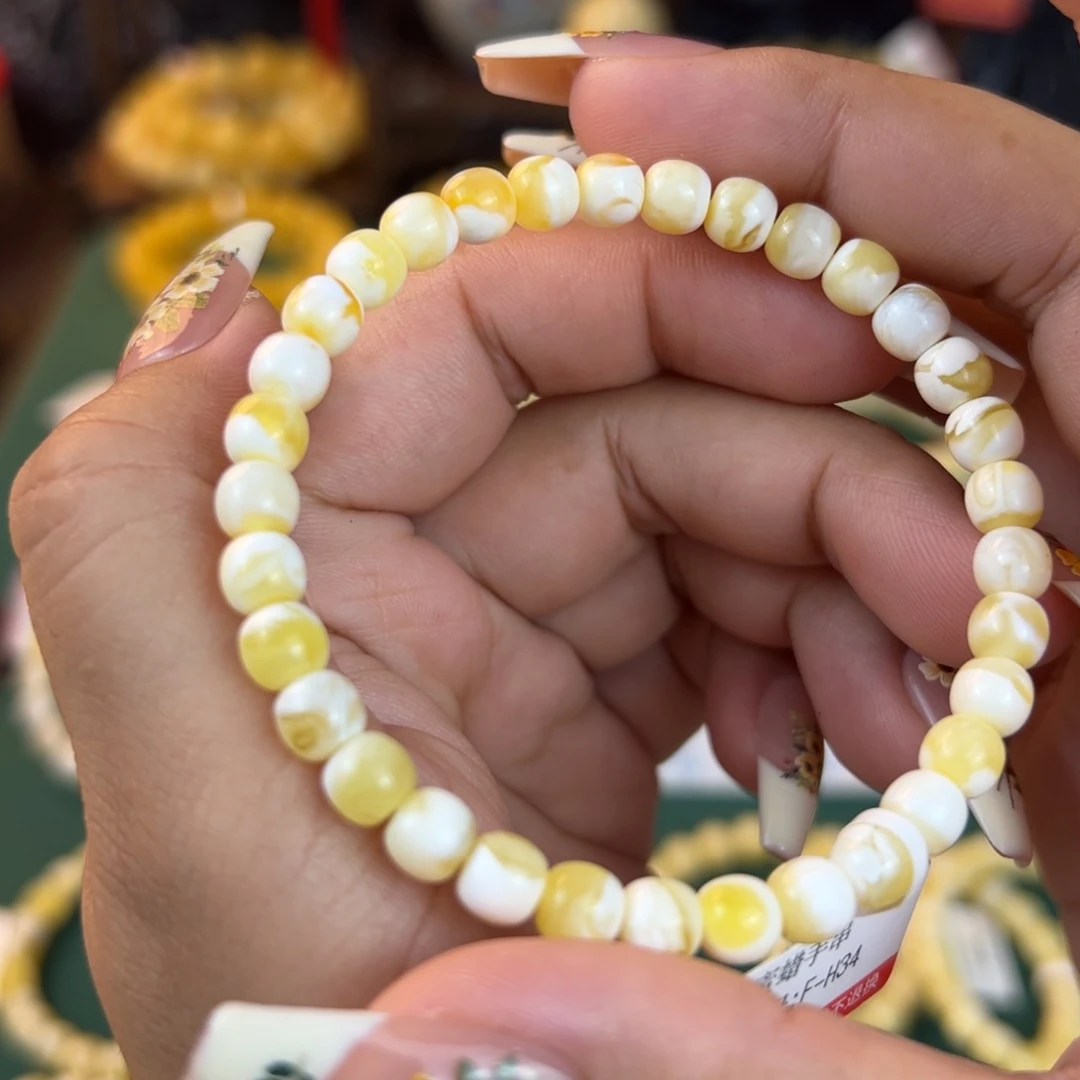 琥珀裸石未镶嵌ijjnnnnnnnmn