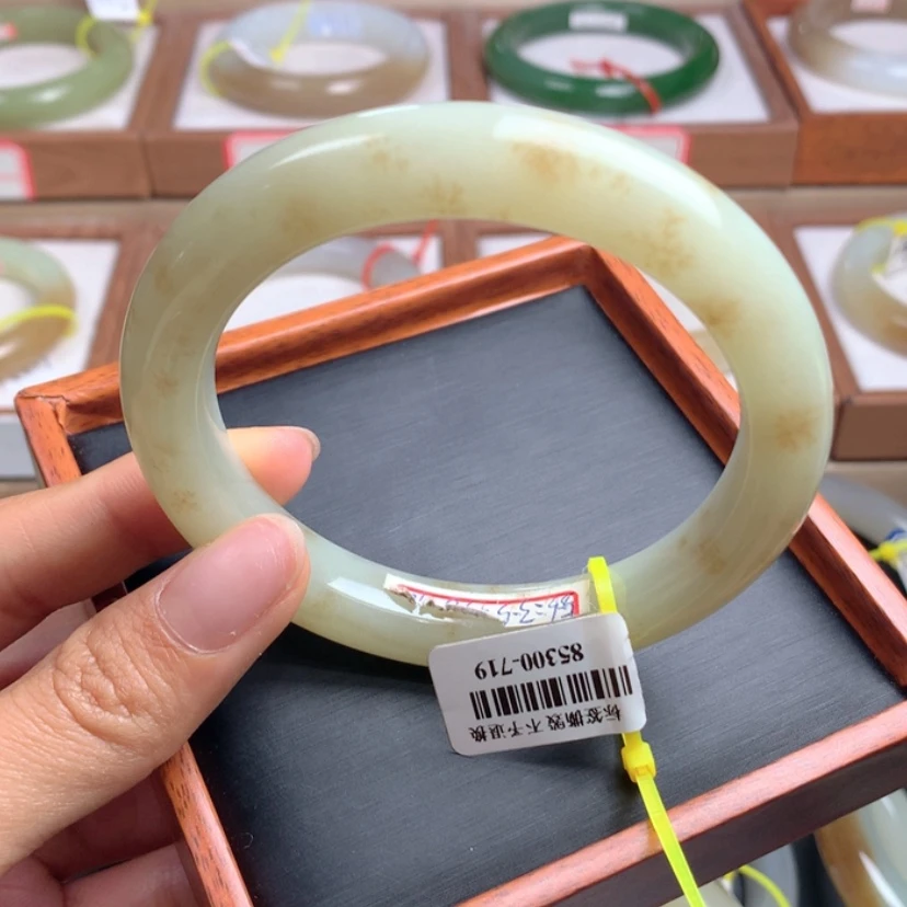 【闪购商品】和田玉手镯未镶嵌5960