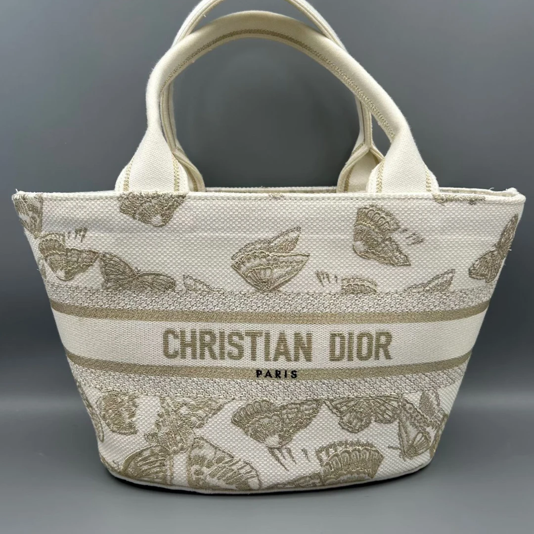 95新 DIOR/迪奥 Dior迪奥白色蝴蝶刺绣菜篮子包 92410