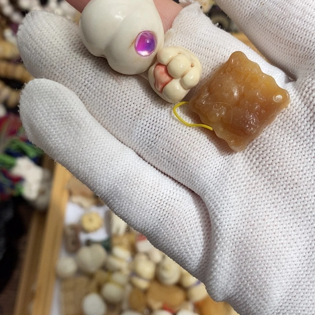 把件鹿骨*️****M17屁桃加猫拳加圣诞牌不退换