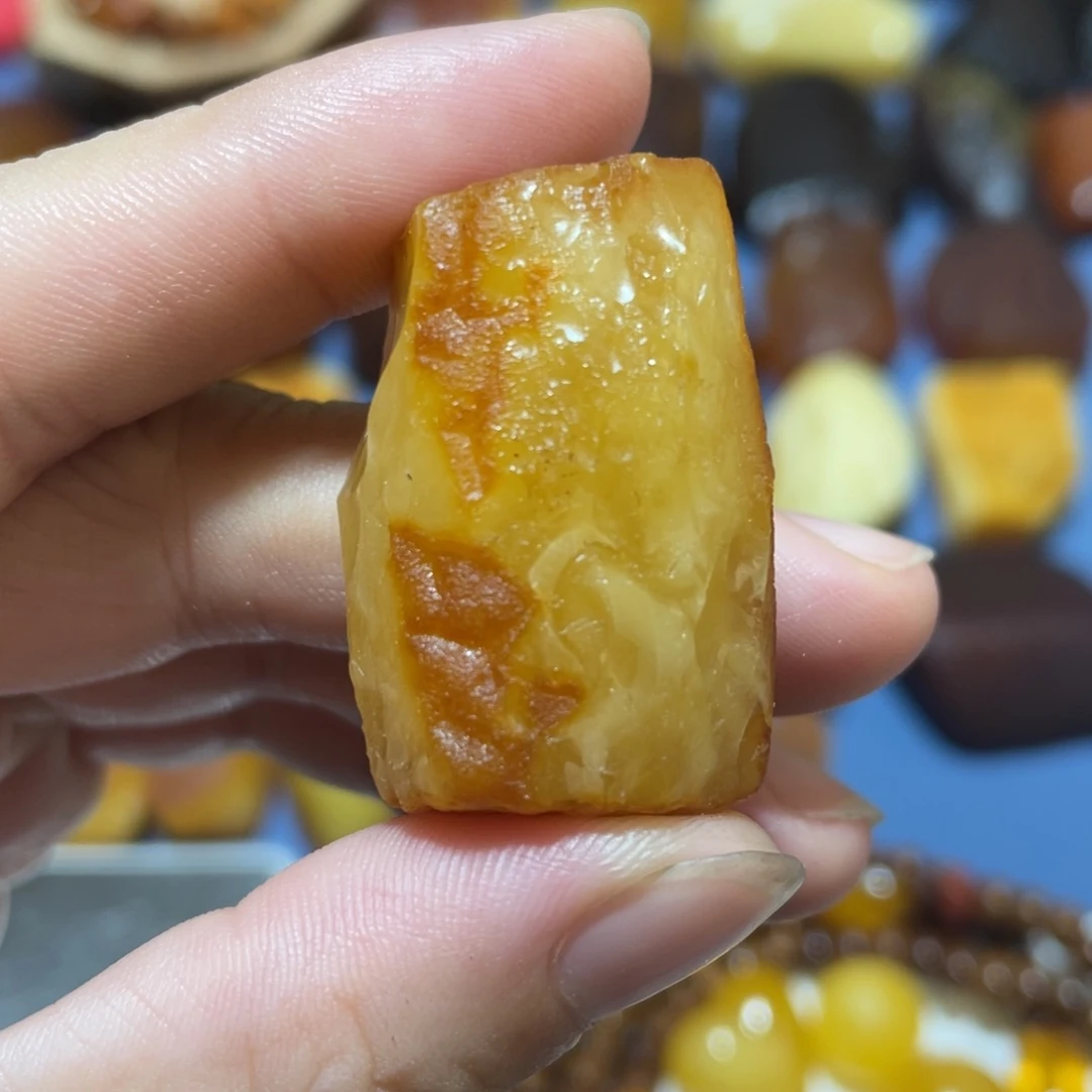 定制蜜蜡未镶嵌随形