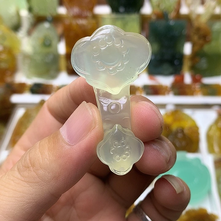 未镶嵌蛇纹石玉珠宝半成品