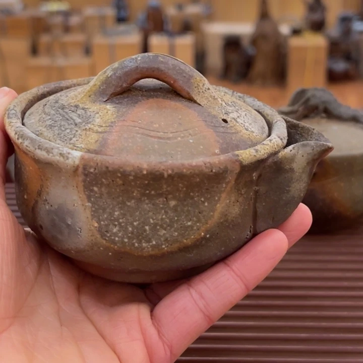 备前烧作品作品金重陶弘瓶身微掉皮