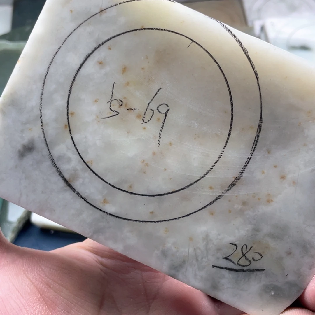 和田玉定制手镯未镶嵌