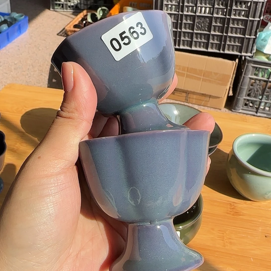 龙泉敬悦青瓷品茗杯微瑕