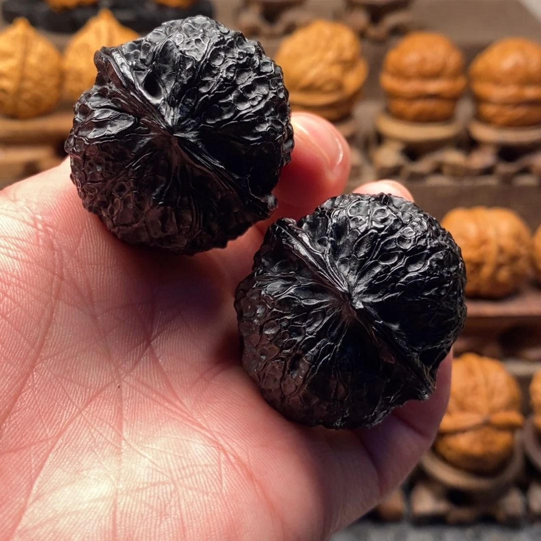 文玩核桃把件铁核桃