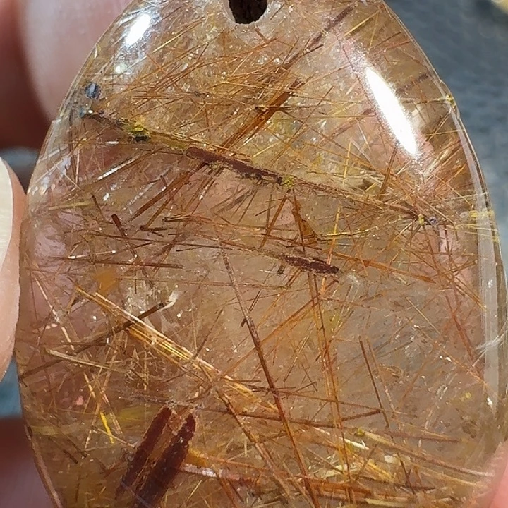 家***娃吊坠(不含链)发晶未镶嵌你