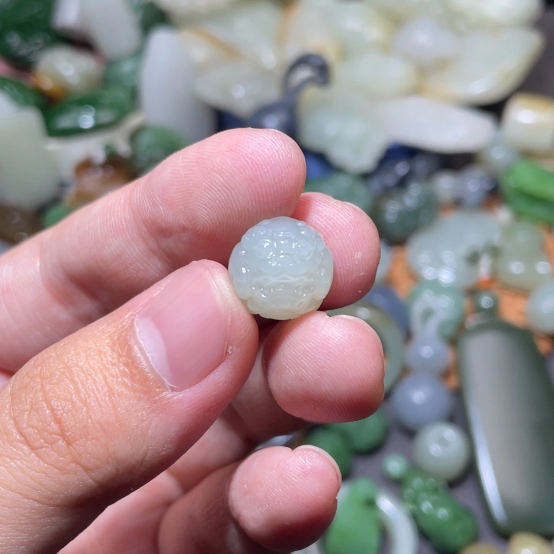 和田玉颈饰未镶嵌虚*