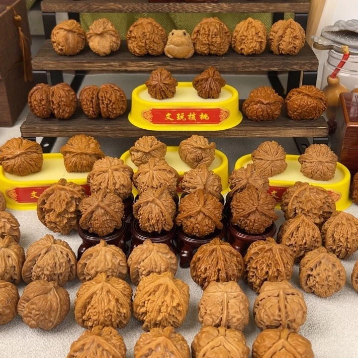 鸽***汤文玩核桃吊坠哈哈哈哈