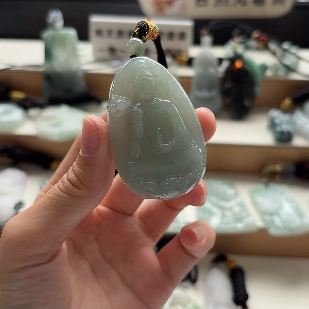 佛***辞翡翠未镶嵌颈饰翡翠