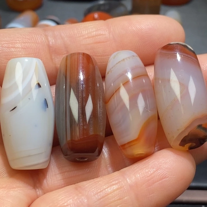 玛瑙/玉髓未镶嵌挂件