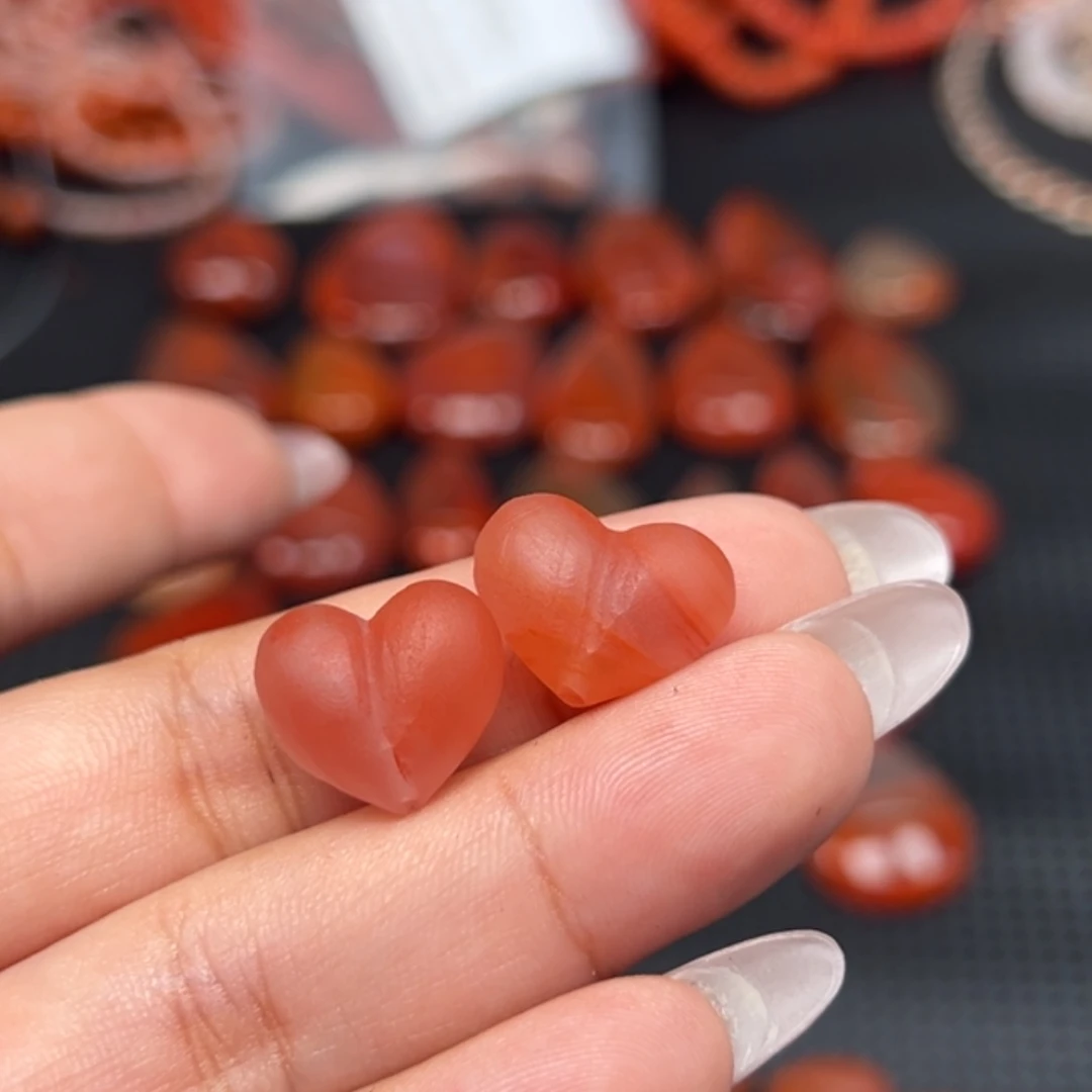 睿***吊坠(不含链)未镶嵌南红玛瑙多样性