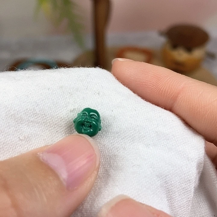 南红玛瑙配饰未镶嵌