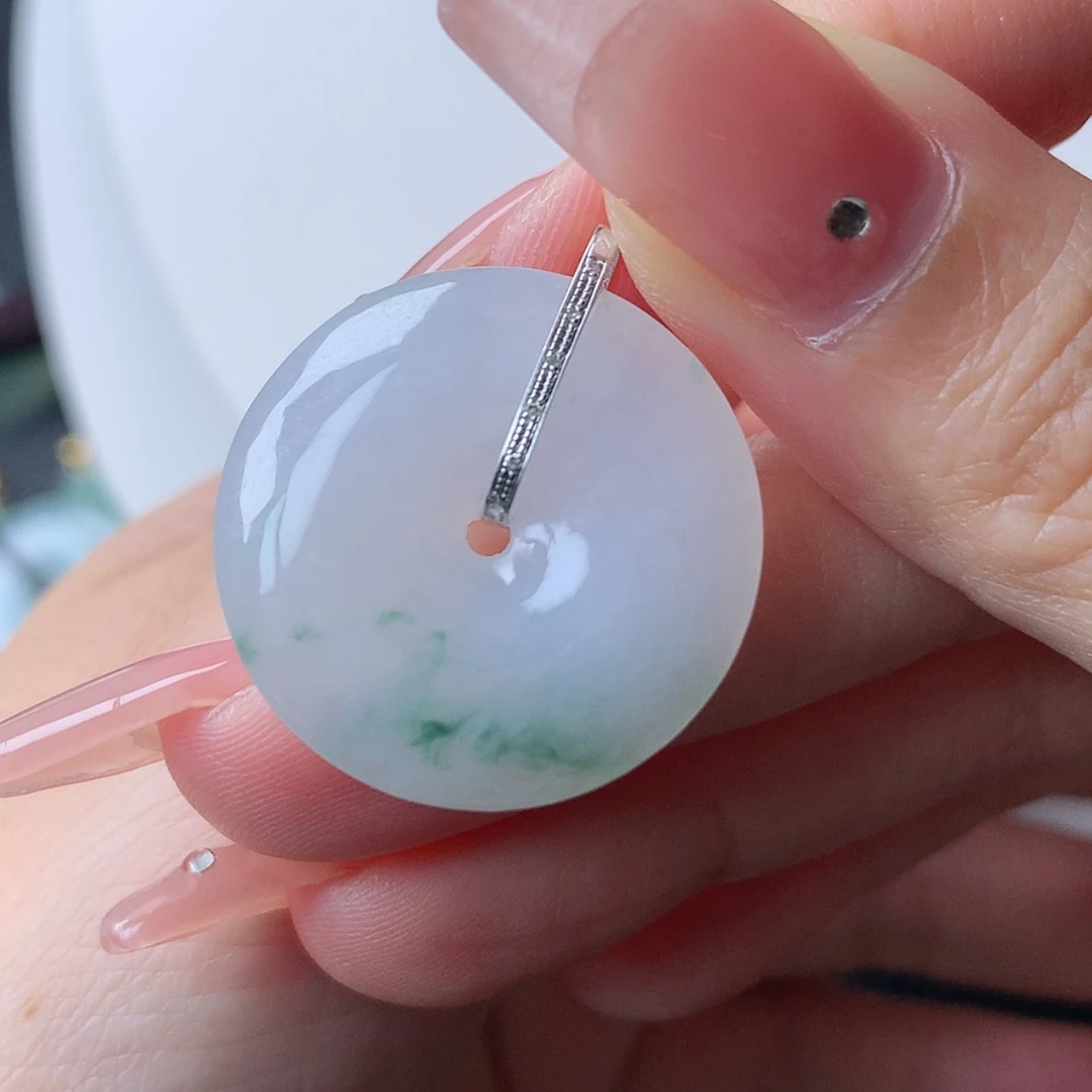 【闪购商品】翡翠18K金镶嵌吊坠(赠链)