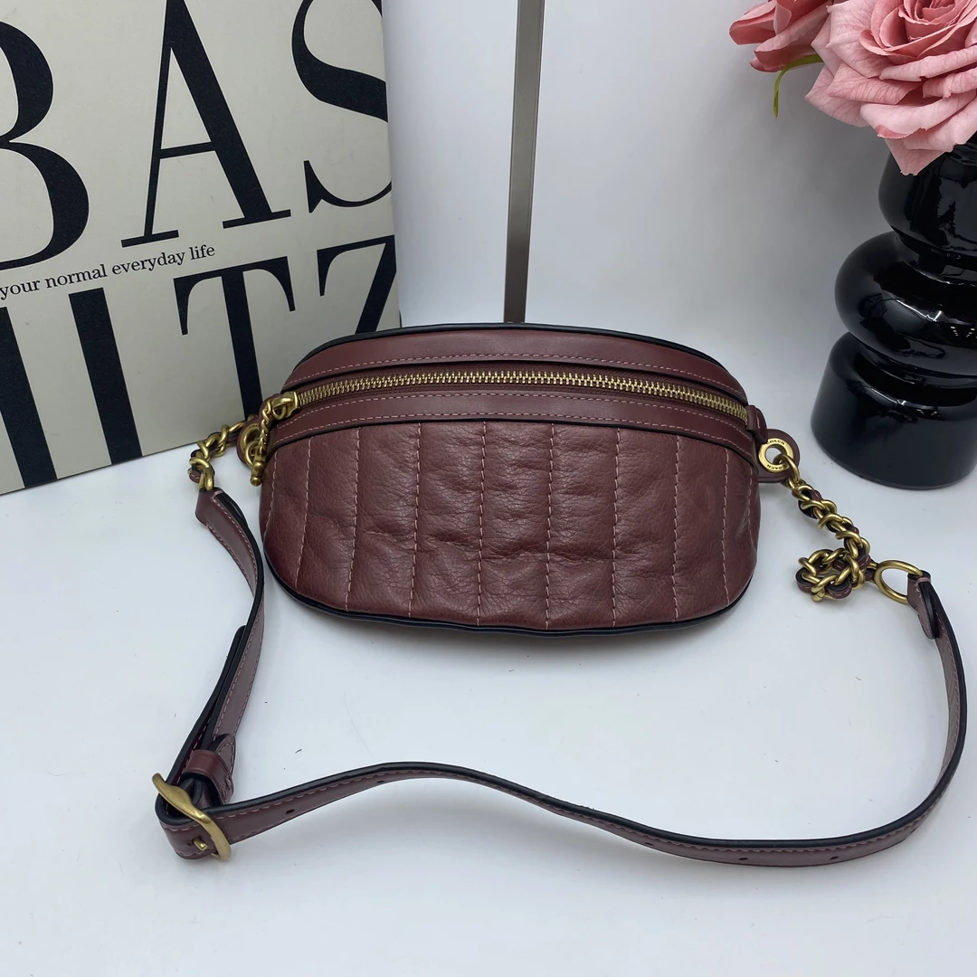 95新 COACH/蔻驰 18419 胸包