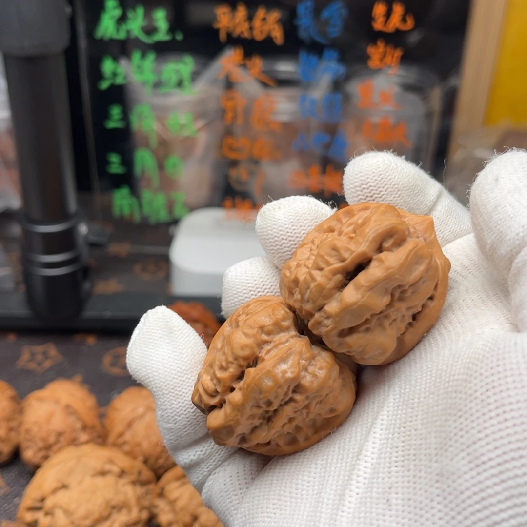 文玩核桃吊坠蛙蛙