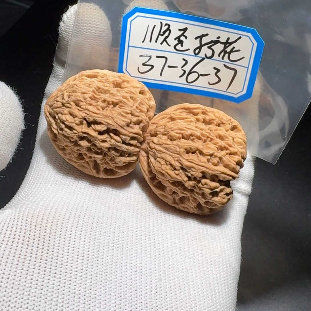 文玩核桃把件胜**子49号拧花