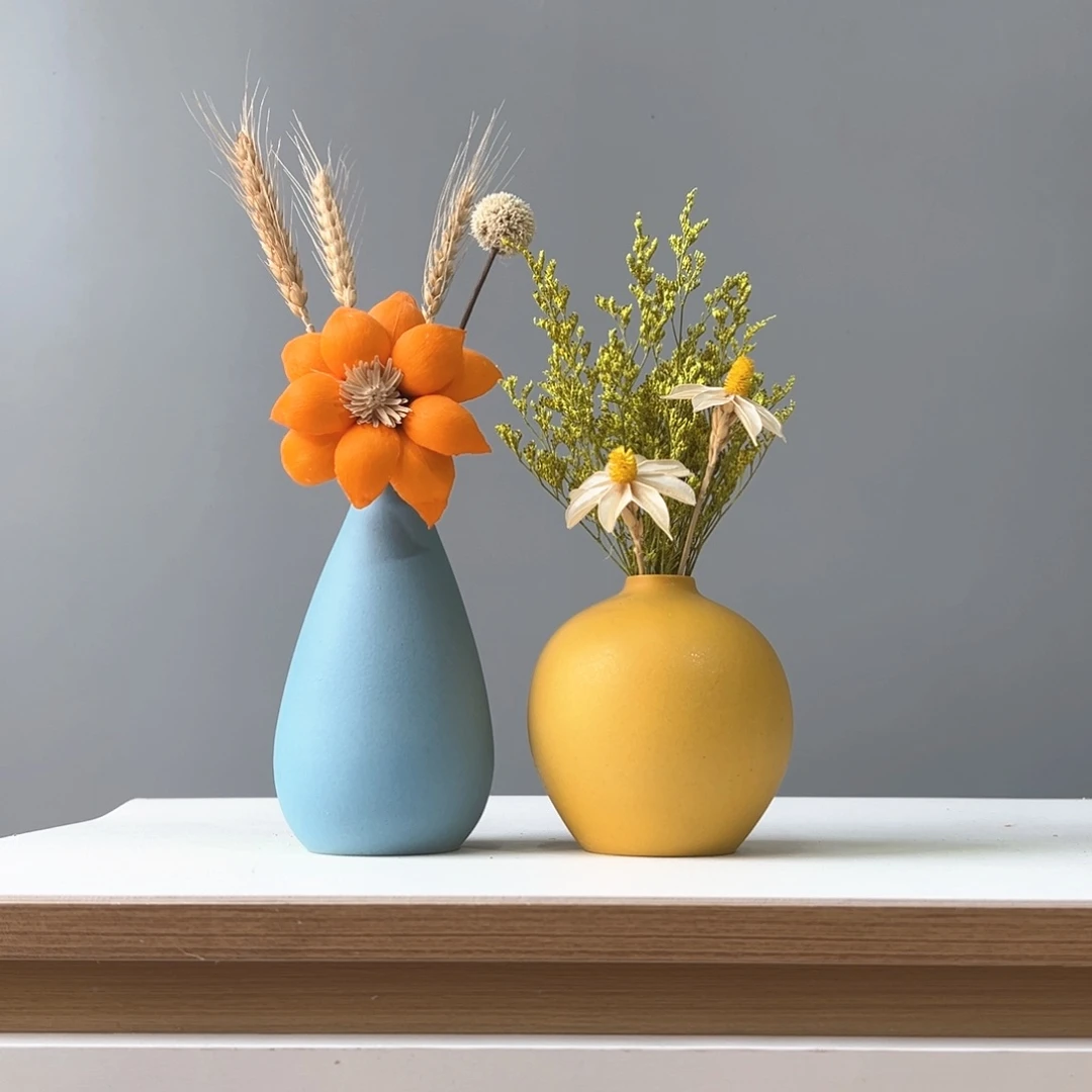 瓶花瓶带花高度20-30厘米左右