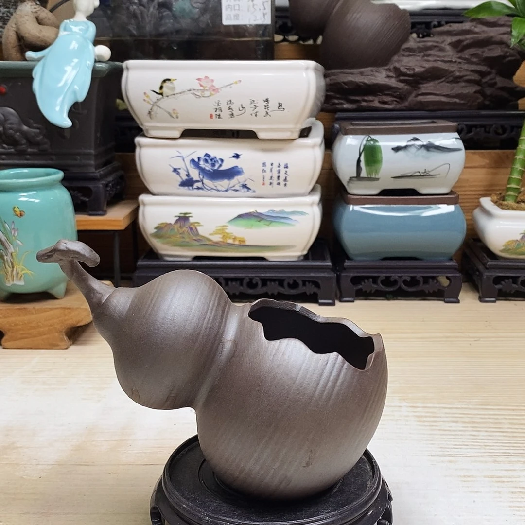 无花朵陶瓷艺术作品在国内外