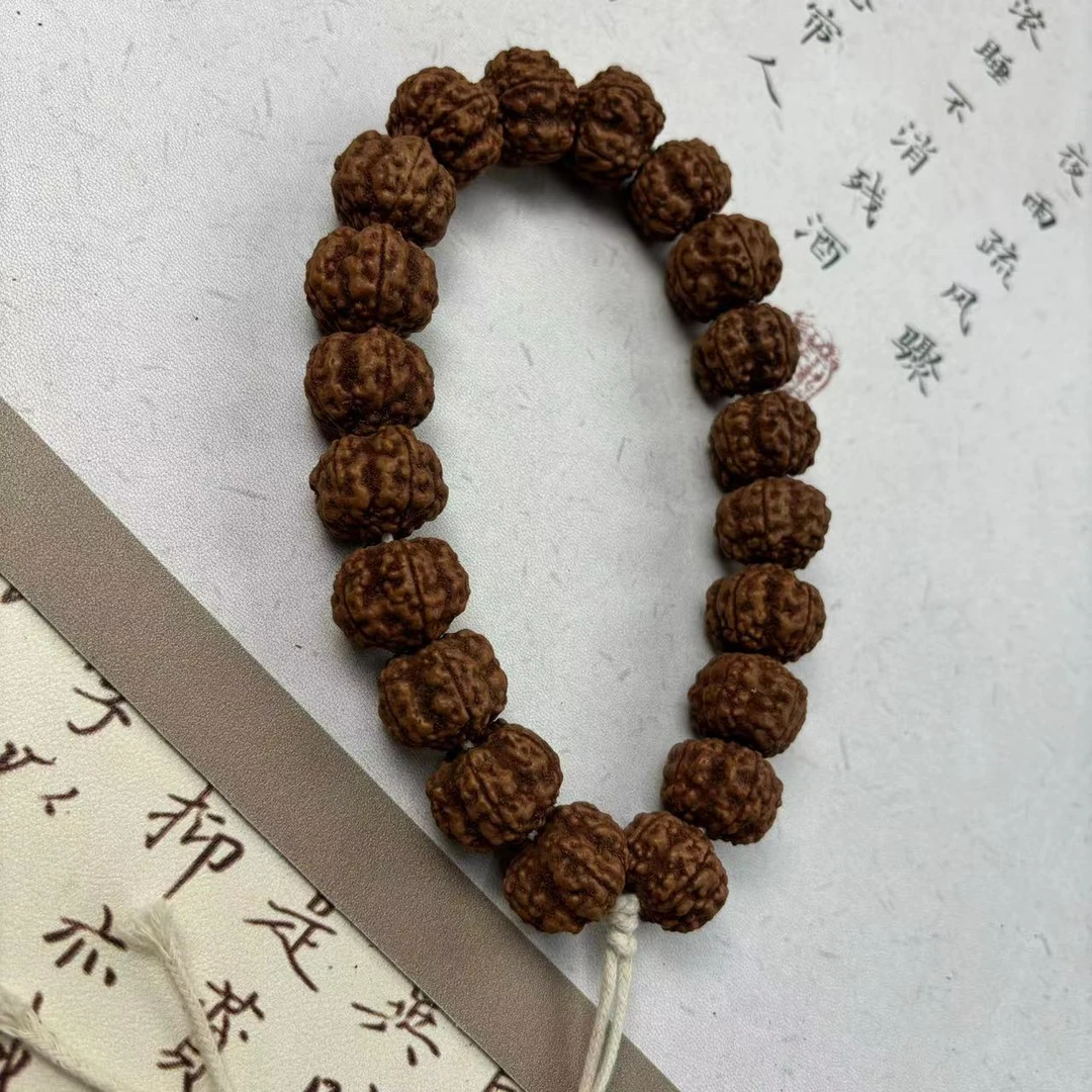 金刚菩提原生态泥丸子帝王花手持19mm左右+钢丝刷