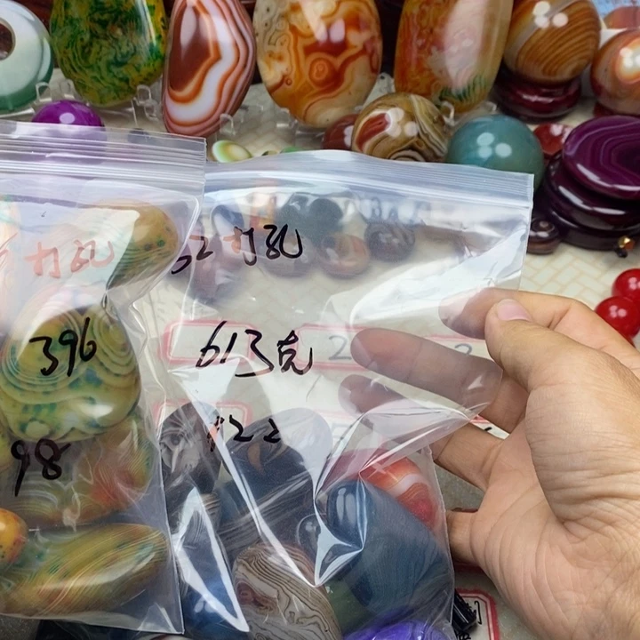 糊***难玛瑙/玉髓未镶嵌颈饰