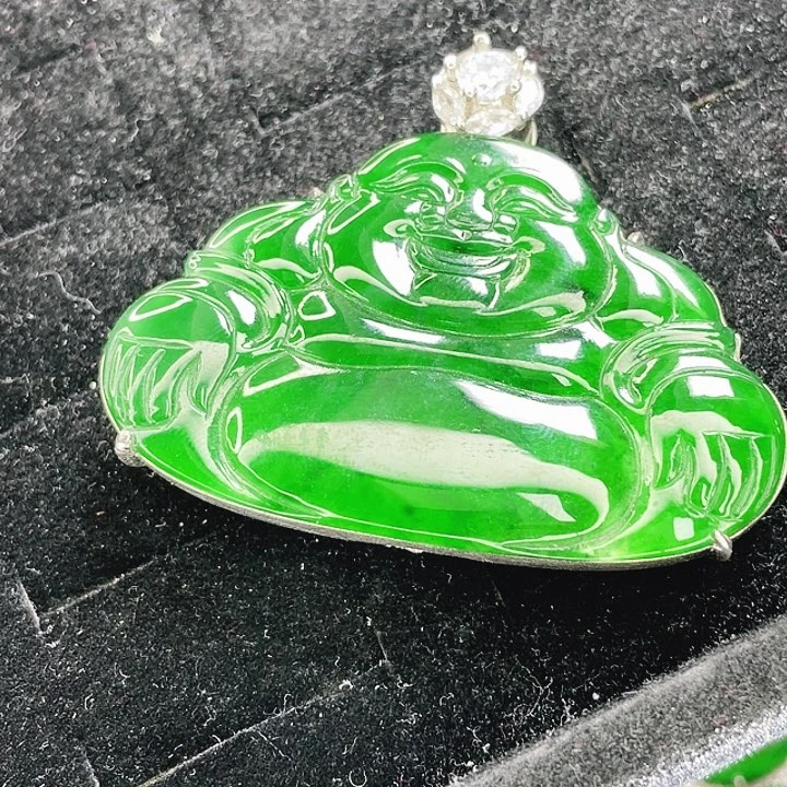 翡翠未镶嵌颈饰02