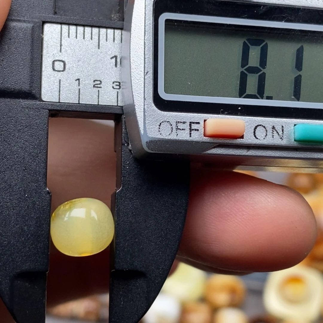 琥珀未镶嵌耳饰老型