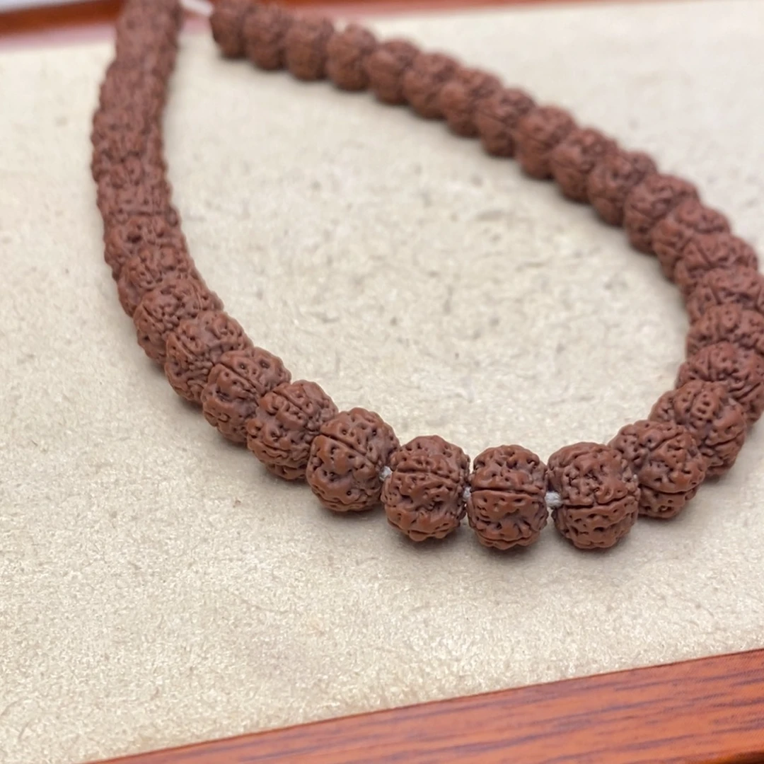 西***潮金刚菩提手串平细卡10的手持