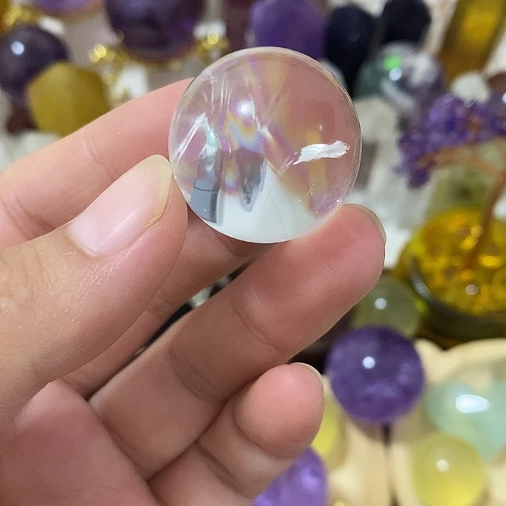 石材2.7直径爆彩纯天然水晶小球！